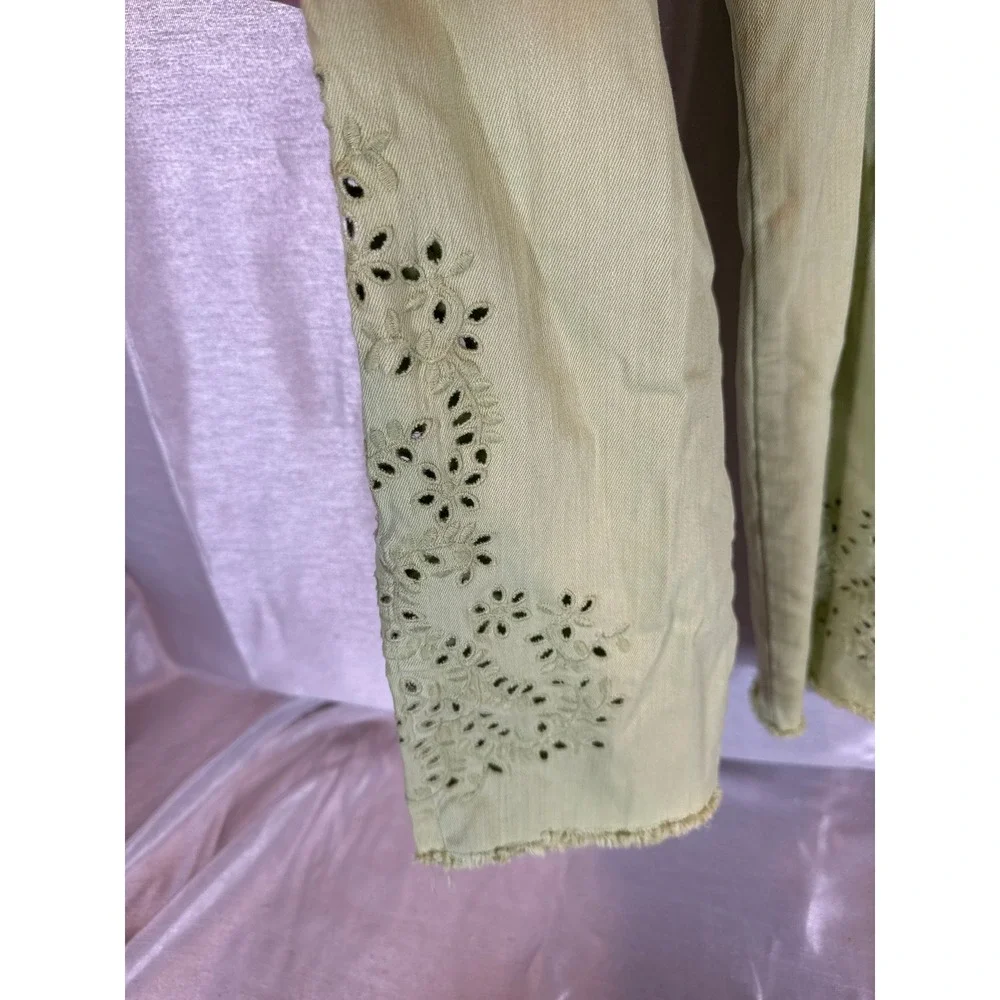 C Denim Est.‎ 1946 Curvy Jeans Size 14 Green Floral Cutout Raw Hem